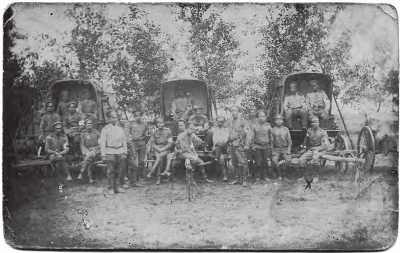 Kuidas mõjutas Vene armee rahvuslik taustsüsteem eesti sõdurite sõjakogemust ja rahvusluse arengut Vene armee sõdurid Łomża kubermangus Malahowi külas 15. juulil 1915.