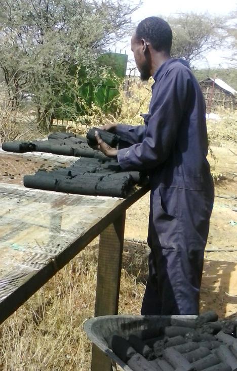 The briquettes are being produced in three sites in Dadaab, Ifo N and Dagahaley and the WFP/Ibrahim Guliye project aims to clear and rehabilitate about 9 acres (3.7 hectares) of land.