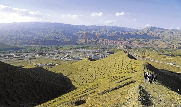 Environmental Cooperation for Peacebuilding Afghanistan: Harnessing the Peacebuilding Potential of Natural Resource Sectors Afghanistan s natural resources are critical for a peaceful and prosperous