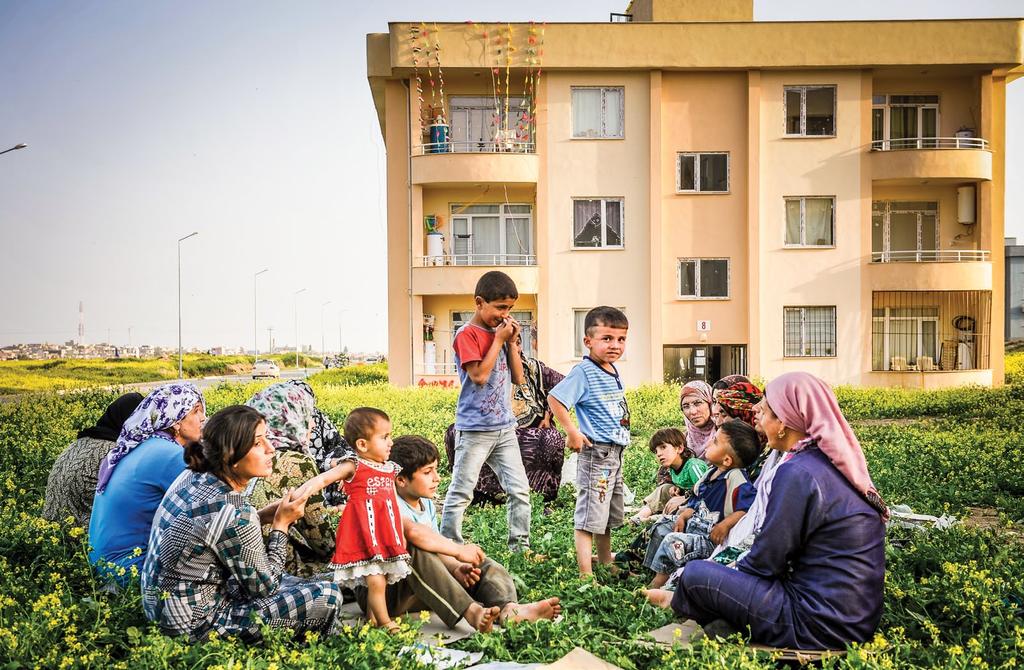 June 2014 NRC Recommendations: All refugees ﬂeeing from Syria should have access to shelter that meets internationallyrecognised humanitarian standards and activities should prioritise the needs of