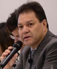 Now, as Special Secretary, he is in charge of advising President Temer on matters related to the PPI's performance, drawing up opinions and studies or proposing norms, measures and guidelines, and