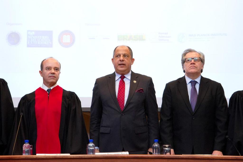 3. President of the Republic of Costa Rica On February 15, 2016, the President of the Republic of Costa Rica, Luis Guillermo Solís, met with the Plenum of the Inter-American Court at the seat of the