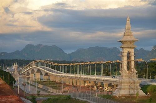 Friendship Bridge) NakhonPhanom province (local