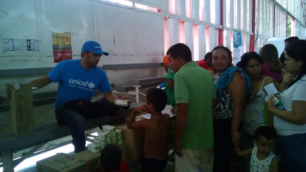 Thousands of families have been forced to flee without personal belongings, documentation or basic supplies, and have settled in shelters and informal sites along the border.