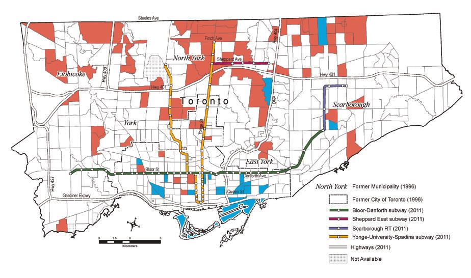 THE WORKING POOR IN THE TORONTO REGION MAP 6: Change in percentage of working poor individuals among working-age population after-tax City of Toronto 2006 2012 Change in the Percentage by Census