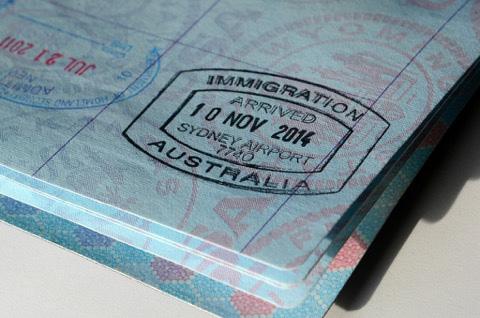 report October 2015 DELAYS IN CITIZENSHIP APPLICATIONS FOR