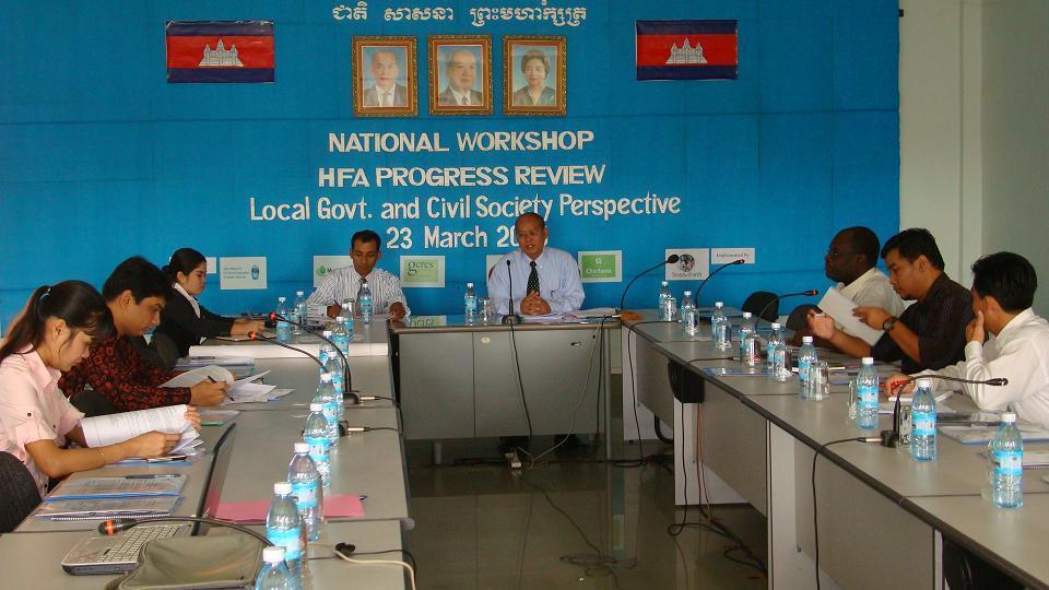 Figure 5: VFL-2011 National Workshop held in the NCDM Chaired by H.E. Peou Samy, Secretary General of NCDM and participated by DRR Actors and facilitated by Save the Earth as the NCO Cambodia.