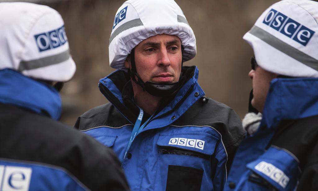 Who are we? The OSCE s work on the ground enables the Organization to tackle crises as they arise. The OSCE has deployed hundreds of monitors to Ukraine with the aim of reducing tensions.