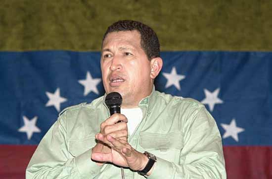 Farah Venezuela under Hugo Chávez fits model of criminalized state franchising its territory to nonstate actors such as FARC Agência Brasil of the specific advantages offered by border regions.