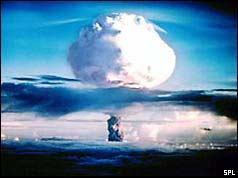 US Test Hydrogen Bomb-1952 1000 times more powerful than the