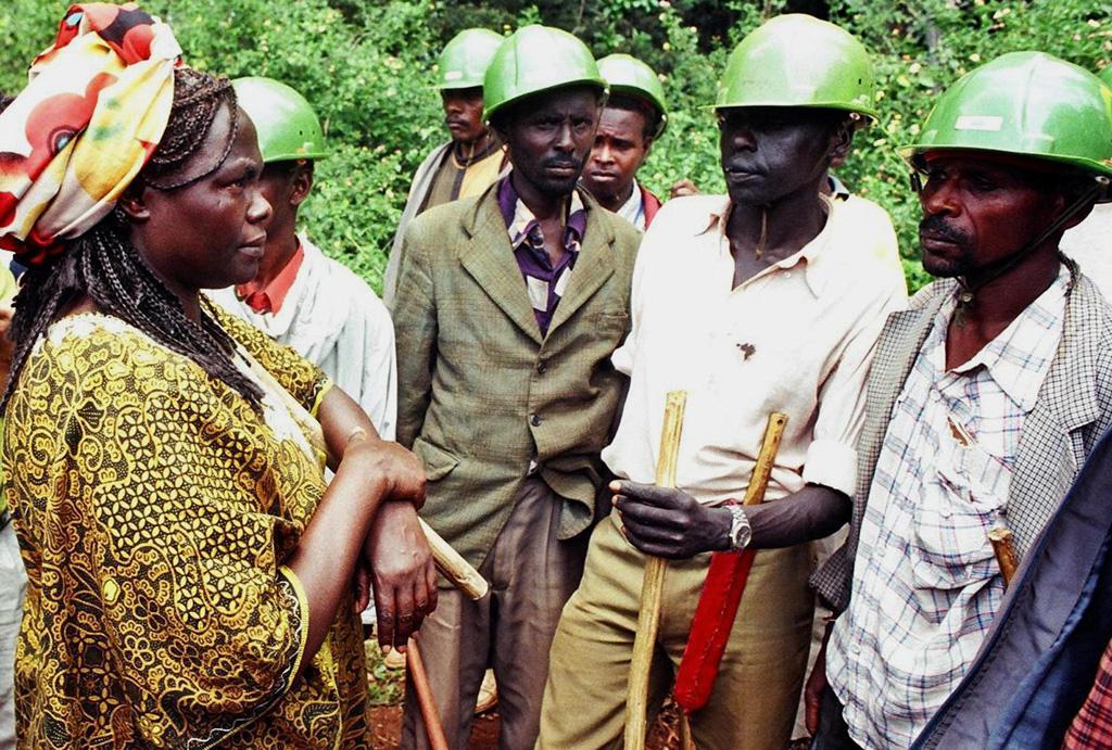 Wangari Maathai April 1999: Wangari Maathai challenged security in Karura