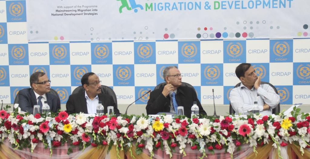 COUNTRY NEWS BANGLADESH National Consultation Preparatory to Global Forum on Migration and Development A National Consultation in preparation to the Eighth Meeting of the Global Forum on Migration