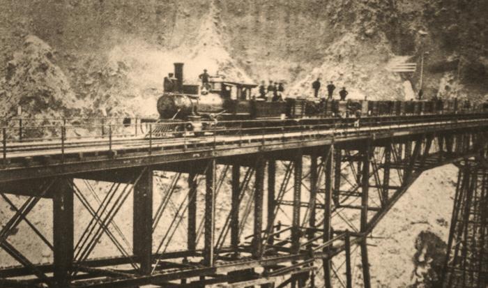 Construction of the Central Andean Railway As a round-up for those years of fiscal deterioration and governance problems, a disastrous war (1879-1883) over yet another coveted commodity, this time