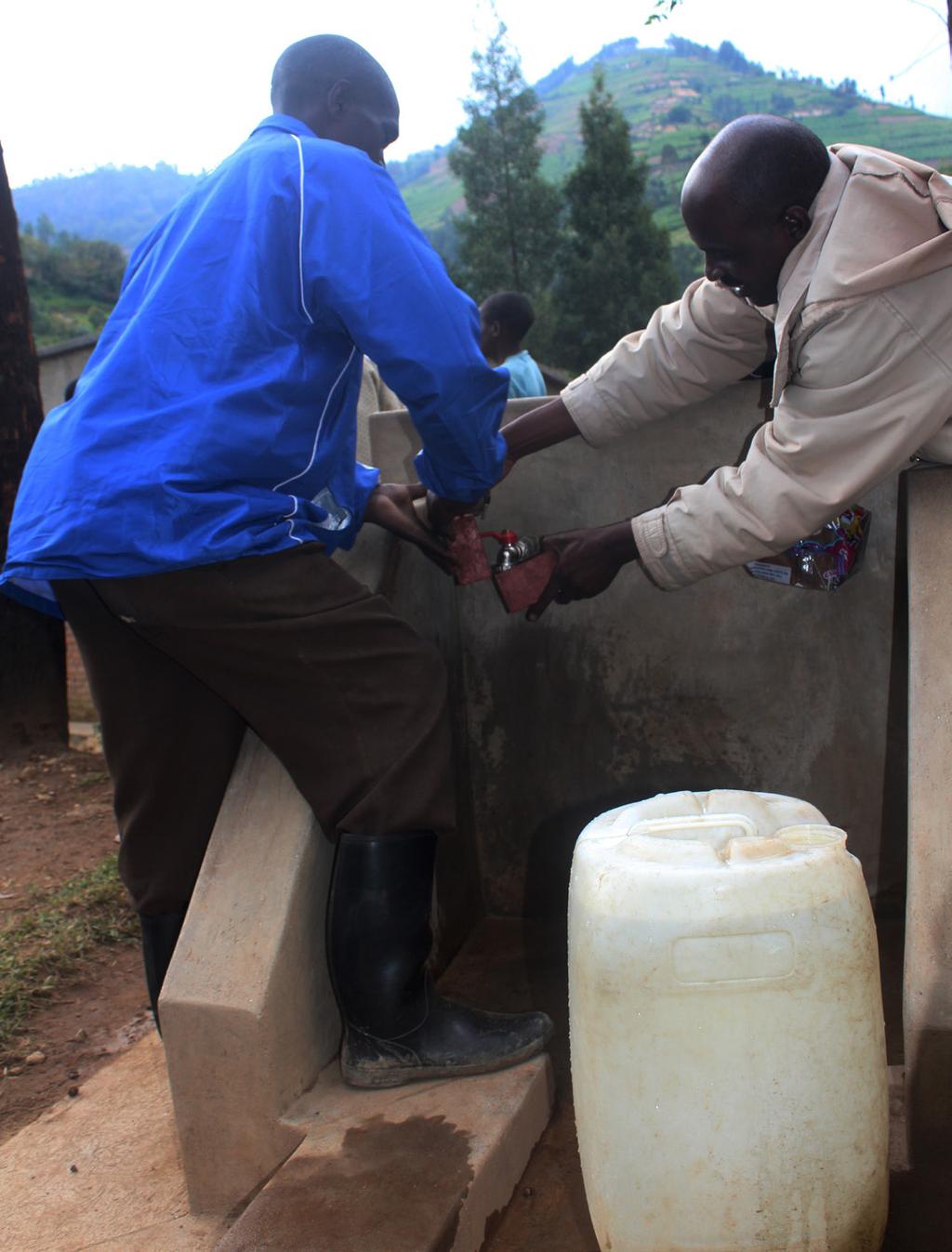Under the project UNTFHS-Strengthening Human Security by Enhancing Resilience to Natural Disasters and Climate-Related Threats in Ngororero District they received potable water facilities.