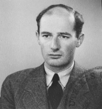 http://www.ushmm.org/wlc/en/media_ph.php?mediaid=561 JULY 9, 1944 RAOUL WALLENBERG IN BUDAPEST: Passport photograph of Raoul Wallenberg.