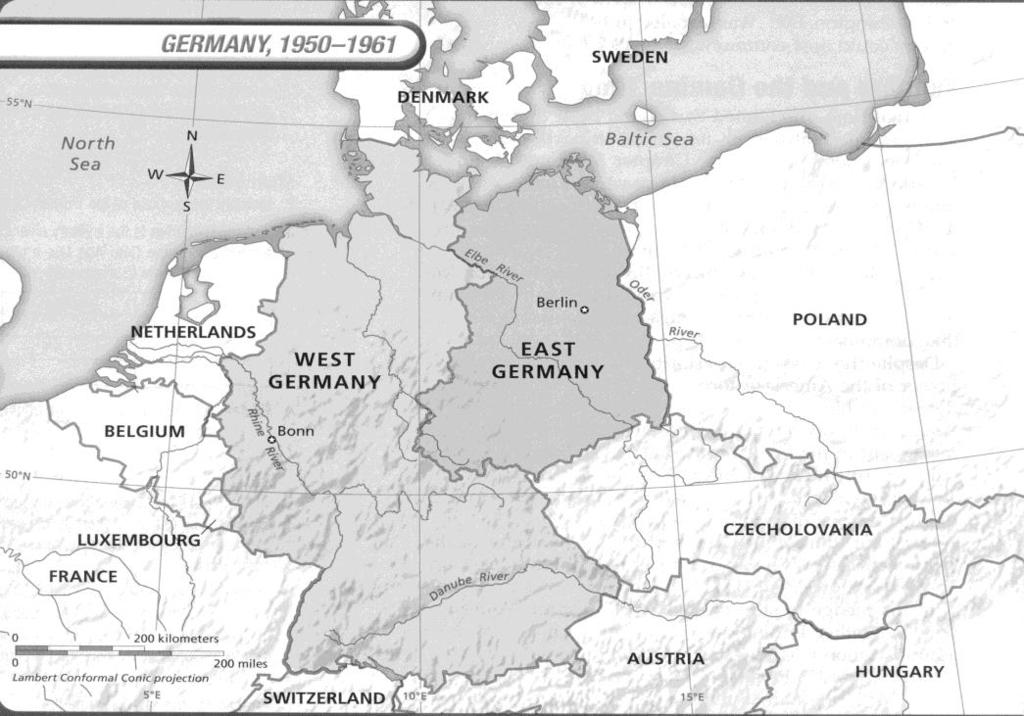 THE BERLIN WALL East German Flight After World War II from 1949 to 1961, about 2.5 million people fled East Germany.