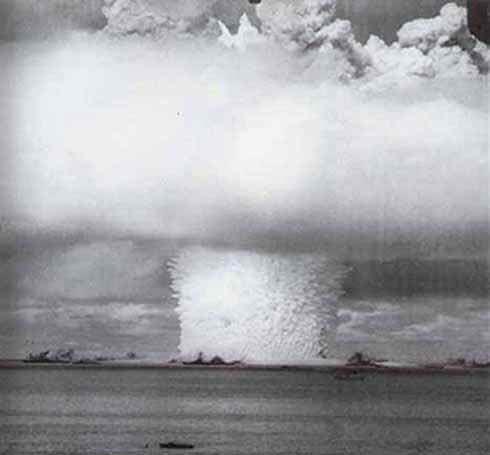 Hydrogen Bomb US exploded the 1st H- bomb on November 1, 1952 in South Pacific.