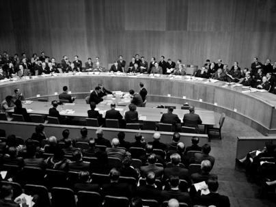 INTERNATIONAL HUMAN RIGHTS MECHANISMS: THE UNITED NATIONS UNITED NATIONS CHARTER (1945) Foundational and binding UNIVERSAL DECLARATION OF HUMAN RIGHTS (1948)