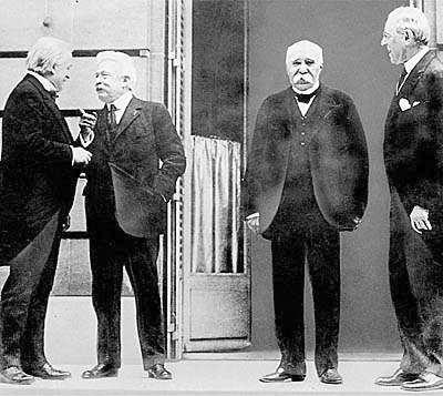 Treaty of Versailles (1919) Peace treaty to end WWI Big Four Allies write