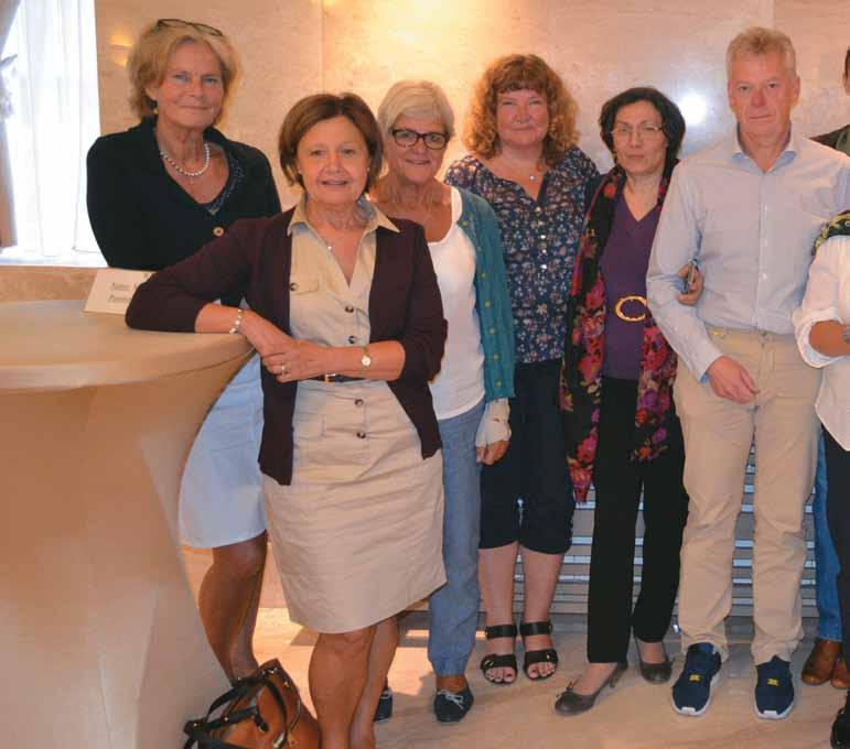 International cooperation SIMILAR PROBLEMS WITH ROMA INTEGRATION - BOTH IN SERBIA AND IN SWEDEN Representatives of the Swedish municipality of Linköping came to a study visit to the Municipality of