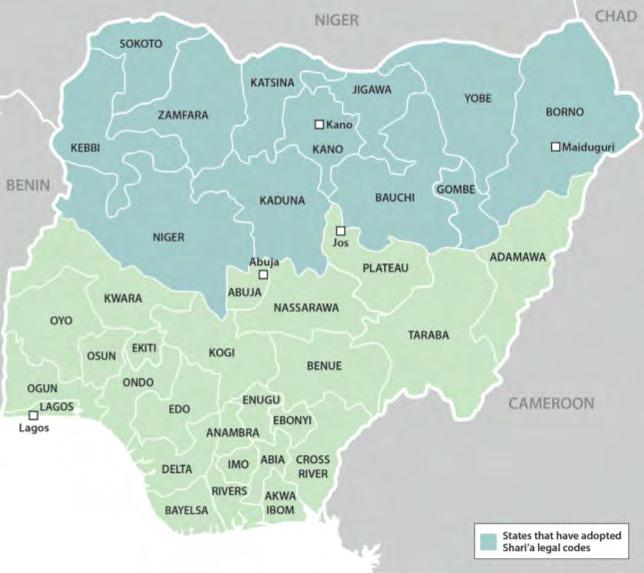 AFRICA CLÉMENT MÉTIVIER VIOLENCE AND DISPLACEMENT IN NORTHERN NIGERIA Figure 2. The 12 states ruled by Sharia law in Nigeria Source: Bowie, Nile. 2012 Nigeria: Fertile Ground for Balkanization.