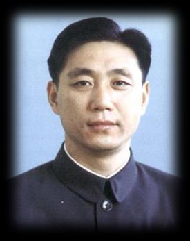 In 1976, the right suffered a setback when Zhou Enlai died and was succeeded by Deng. Thousands went to Tiananmen Square to pay their respects, laying wreathes and posters.