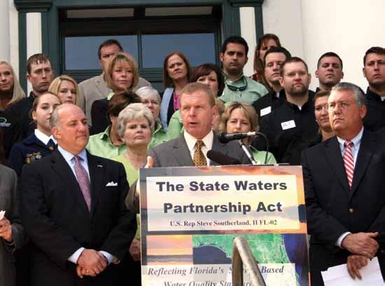 AIF President & CEO Tom Feeney speaks at a rally in support of Congressman Steve Southerland s water quality criteria legislation in Tallahassee. growth among these vital industries in Florida.