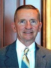 Presiden9al Elec9on of 1992 Ross Perot 3 rd Party candidate (independent) Problems with the federal