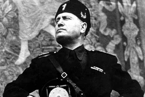 ITALY Benito Mussolini Il Duce Founded Fascist Party in 1919 Black Shirts: supporters