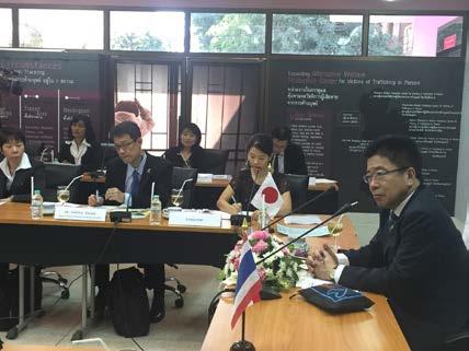On the occasion of attending the first East Asia Ministerial Forum on Families and Gender Equality, Bangkok, Thailand, Katsunobu Kato, Minister of State for Gerder Equality, visited women s shelters