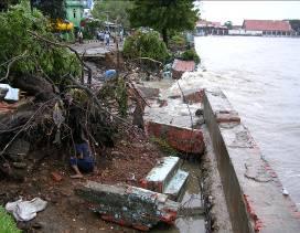 Cyclone Akash killed 61 37 14 injured