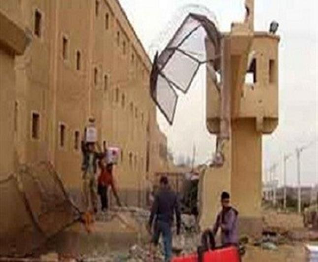 development, or lack thereof, in Iraq s recent history. With daily attacks and arrests throughout the provinces, mass prison breaks simply continue the cycle of violence.