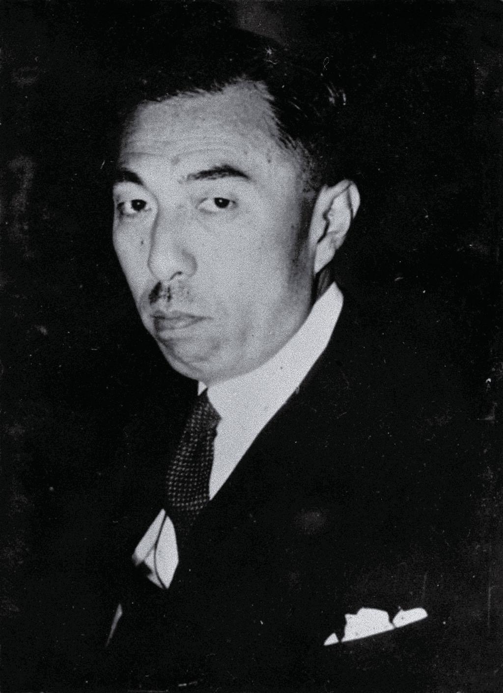 Konoe Fumimaro s "New rder" lite aristocrat: Fujiwara clan PM: June 1937 Jan 1939 July 194 ct 1941 Sh wa esearch