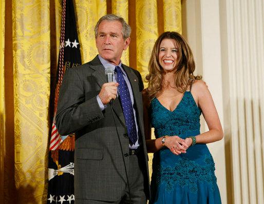 President Bush s Team Invested Heavily in Hispanic Media In 2000 Governor George Bush s campaign outspent Vice President Al Gore on Spanish-language media $2,274,000 to $960,000.