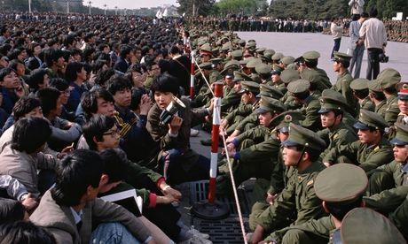 leave, but refuse Deng Xiaoping orders army to open fire
