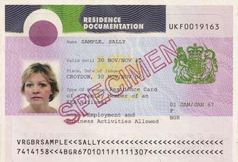 EEA/Swiss nationals and family members of such Below is an example of a residence card that you can accept from: an EEA or Swiss national who has permanent residence in the UK.