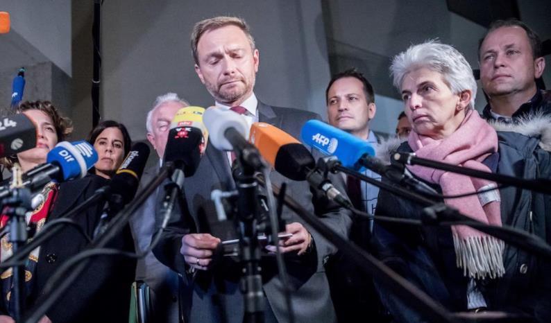 THE LIBERALS (CHRISTIAN LINDNER) PULLED THE PLUG CONSIDERABLE DISSENS The Greens and Christian Democrats were getting along quite well It was somewhat surprisingly the Liberals that ended the
