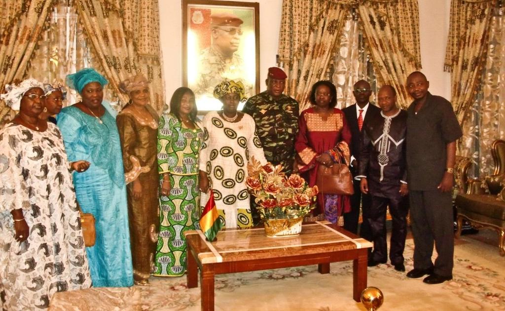 Members of the Solidarity Mission to Guinea Conakry with the acting President, General Sékouba Konaté PROJECT OBJECTIVE Contribute to gender equality and mainstreaming in peace, security and