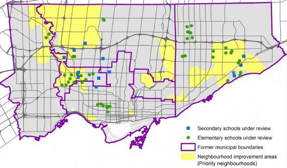 TDSB Secondary and Elementary Schools Under Review for Closure, 2015: 660 Map by Sean Marshall School closures would affect not only students, but also those in surrounding communities that access