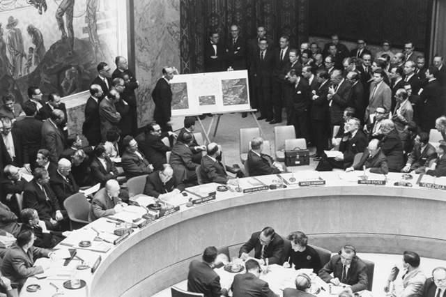 History (Continued) The UN General Assembly first met on January 10, 1946, after the charter was ratified in October of 1945.