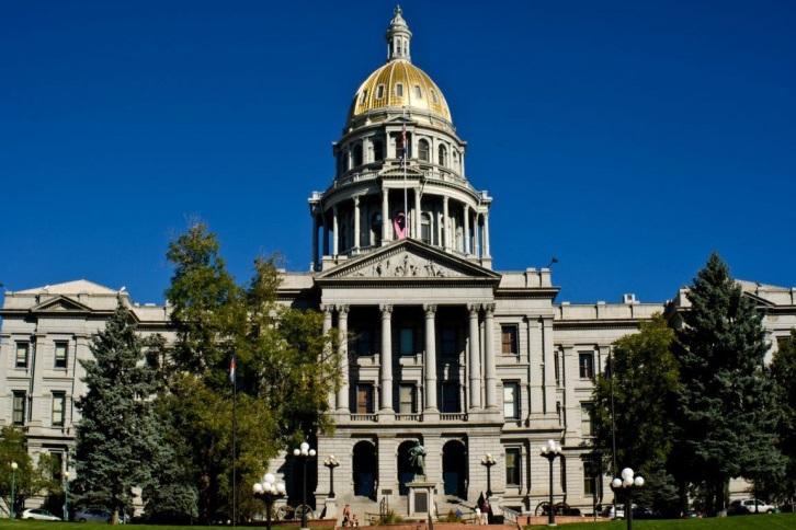 Colorado State Legislature Split Decision Partisan Comparison State House State Senate Democrat Republican Democrat Republican Governor 2008 37 27 21 14