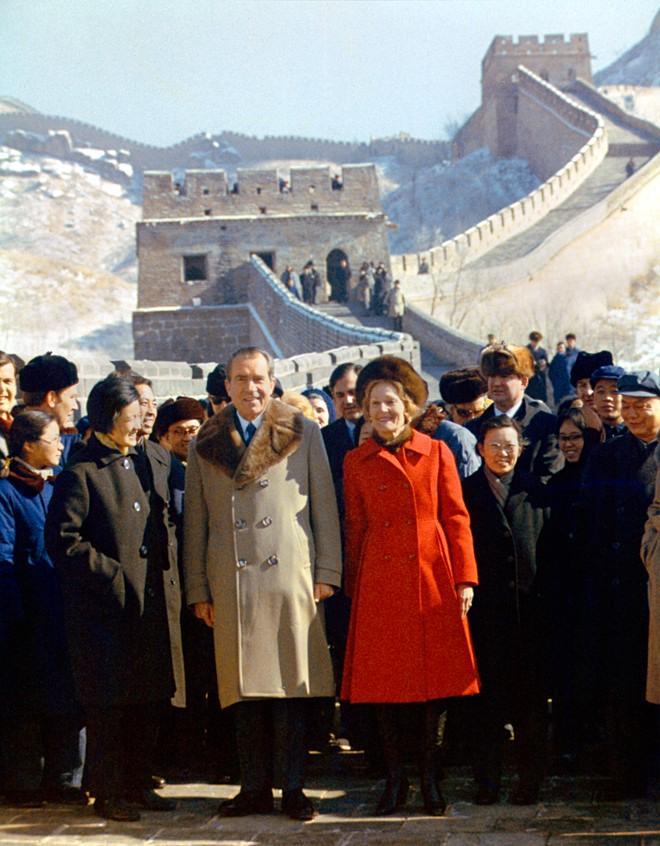 Nixon s Goes to China Since the 1949 takeover of China by the communists, the US had never formally recognized the Chinese government In late 1971, Nixon reversed that policy, announcing he would