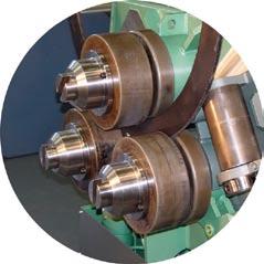 The guide rolls support the angle, avoiding twist. R-1, R-2 and R-3 A worm gear motor drives all three rolls irrespective of adjustment position.