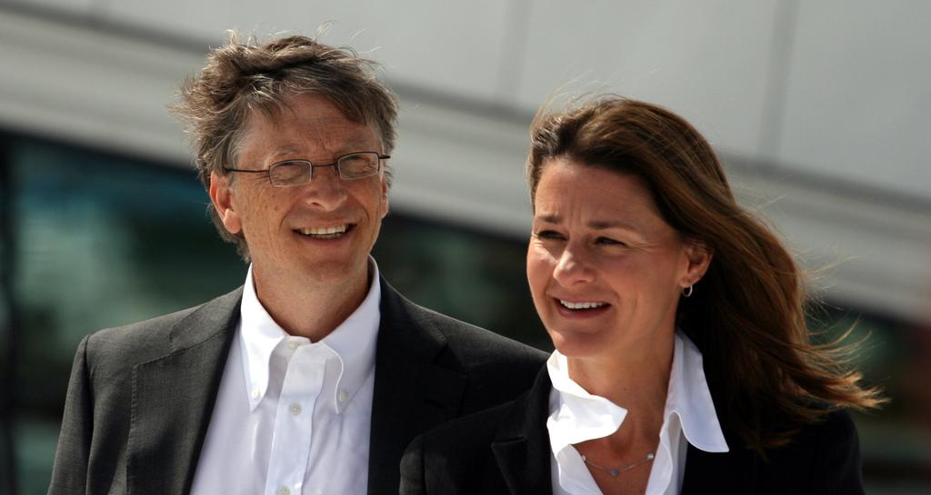 Bill and Melinda Gates in June 2009: Bill s fortune increased from $4bn to $50bn between 1990 and 2010 is that certain investments, such as expensive property, are accessible only to the super-rich.