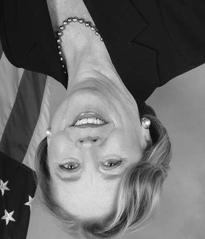 U.S. CONGRESSWOMAN NIKI TSONGAS (MA-3) Congresswoman Niki Tsongas was elected in 2007 becoming the first woman in 25 years to serve in Congress from the Commonwealth of Massachusetts.
