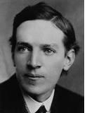 Prominent Muckrakers Upton Sinclair The Jungle Intention: expose working conditions in Chicago
