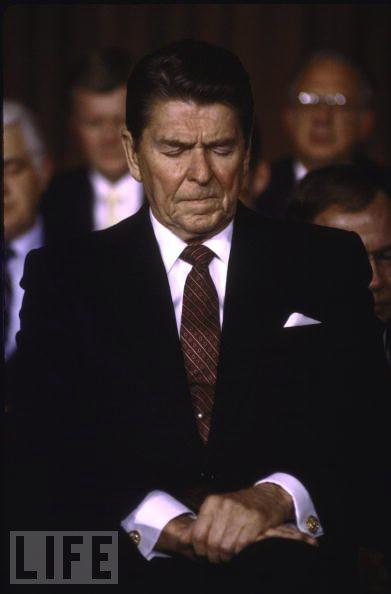 Reagan s Conservative Platform Thought federal government was too big and too