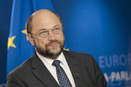 They were not aware of any key issues this year apart from the role of Martin Schulz as candidate of the European Commission as so-called rescuer of the EU.