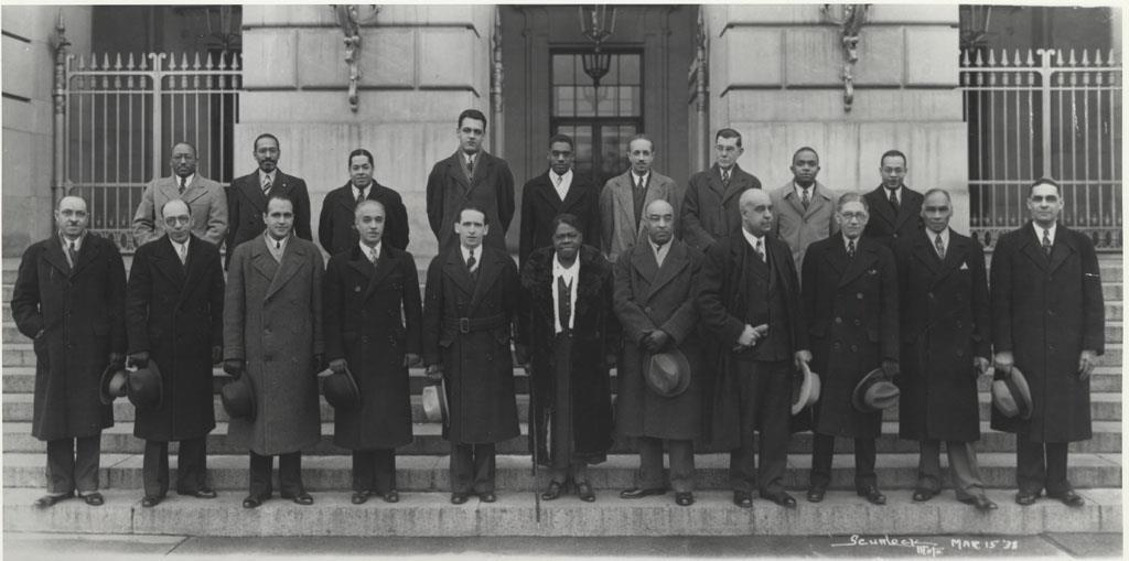 The Black Cabinet Mary McLeod Bethune helped organize a panel of influential