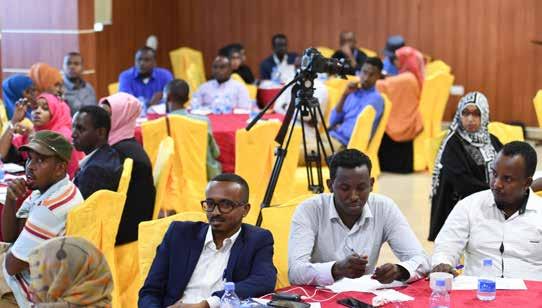 6 SOMALI DIASPORA RETURNEES HOMELAND COMMUNITY RELATIONS: BRIDGING THE GAP Naima Aden Elmi, the Chairperson SASOYO, urged the participants to take advantage of this event; and bridge the gap between